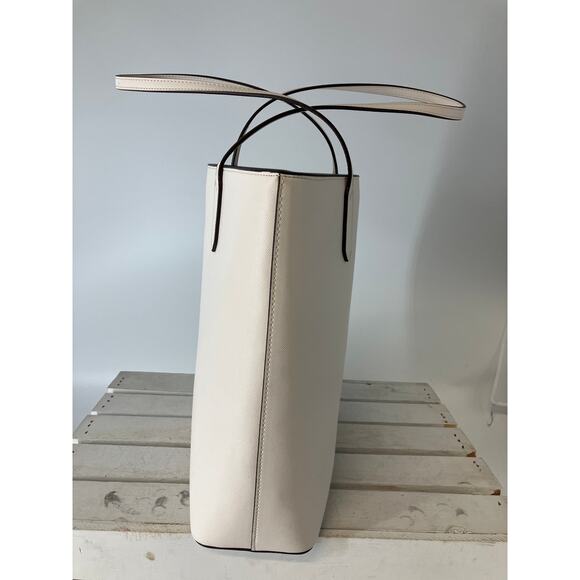 KATE SPADE LRAGE WHITE SAFFINAO LEATHER SHOULDER BAG - Picture 3 of 16